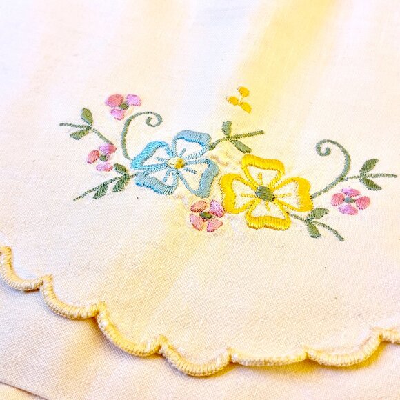 Vintage 2 Pillow Cases Pastel Embroidery by Osman Foldover Flap Standard Size - Picture 14 of 15